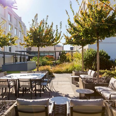 Pullman Basel Europe Hotel Exterior foto