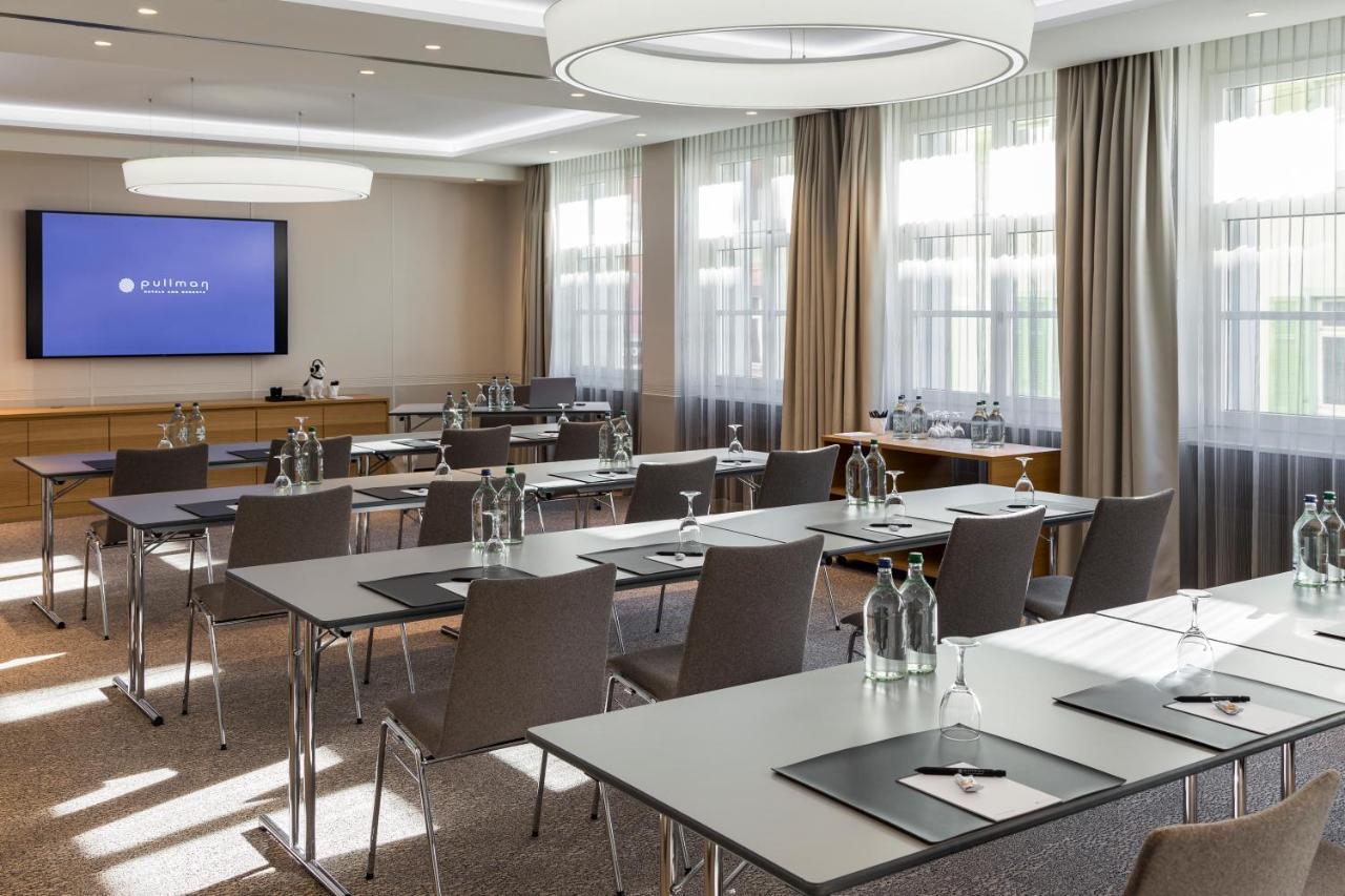 Pullman Basel Europe Hotel Exterior foto