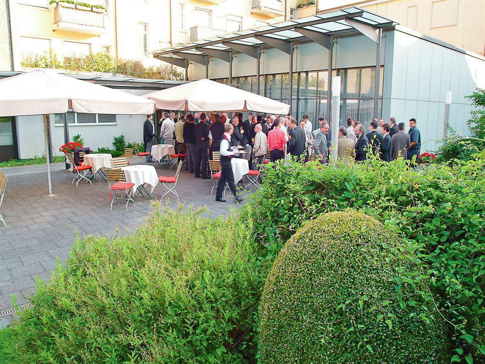 Pullman Basel Europe Hotel Exterior foto